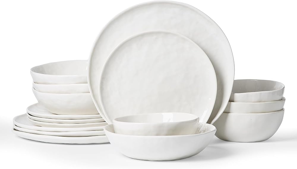Porcelain Plates & Bowls Set